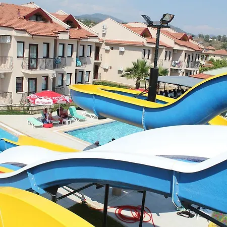 Otel Nazar Garden 2*