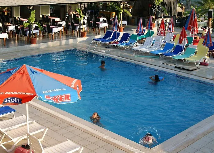 Hotel Nazar Garden 2*