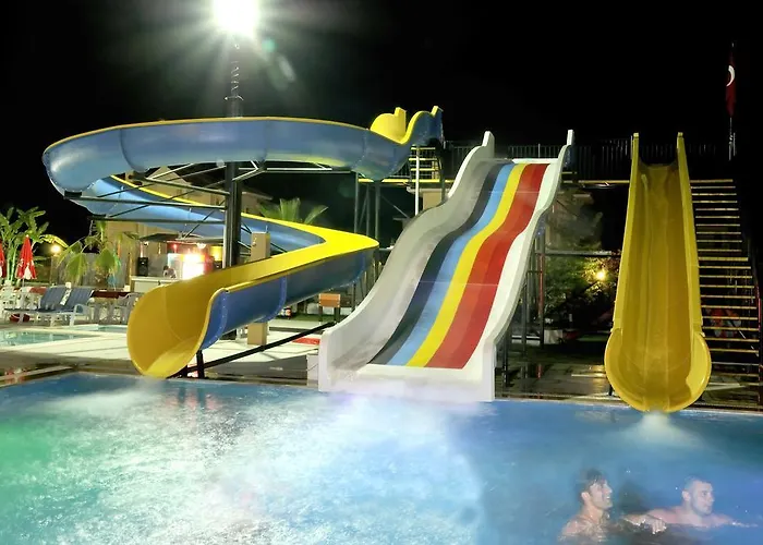 Hotel Nazar Garden 2*