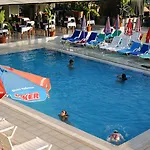 Hotel Nazar Garden 2*