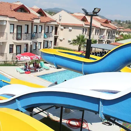 Hotel Nazar Garden 2*