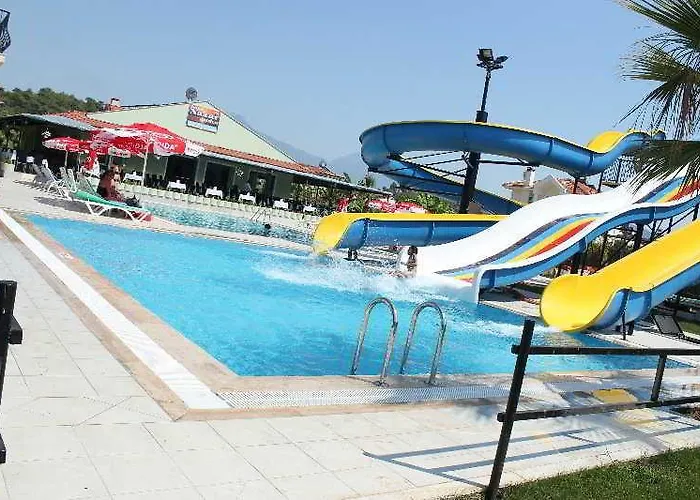 Nazar Garden Hotel 2*