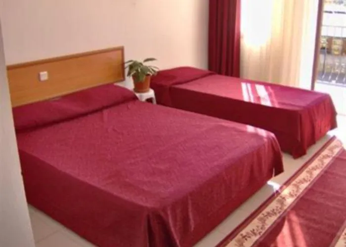 Hotel Nazar Garden 2*